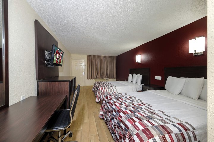 Room 20 of 33