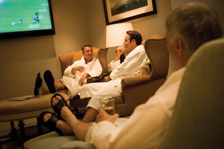 Lounge 95 of 132