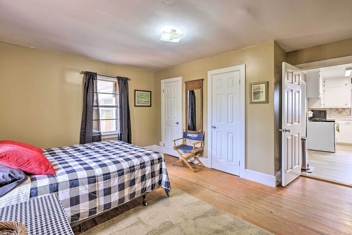 Charming Gadsden Home w / Golf Course Views!