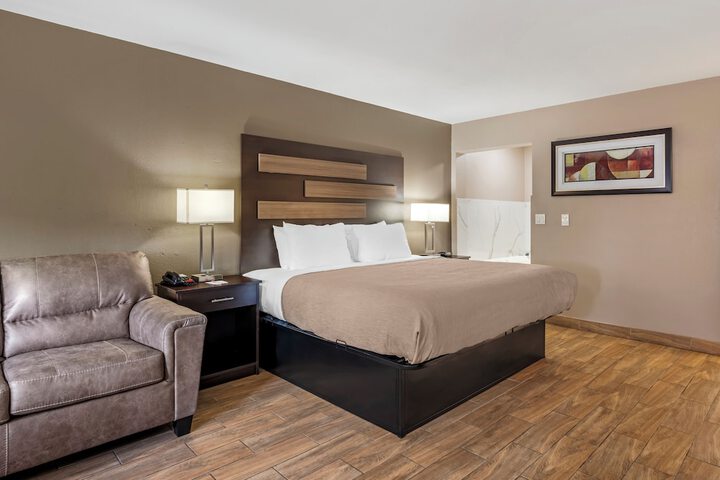 Room 20 of 30
