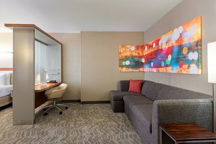 Room 11 of 26