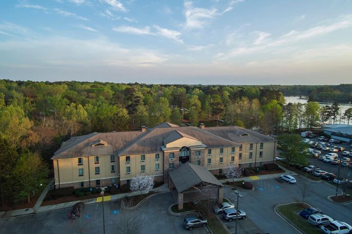 The Lodge on Lake Oconee