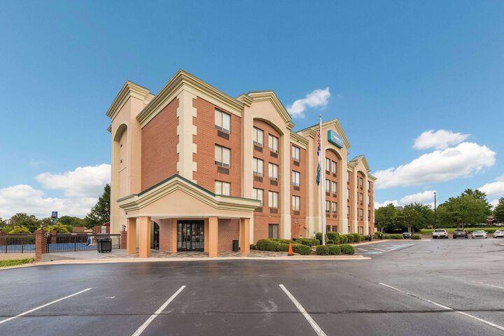 Hotel 2 of 54