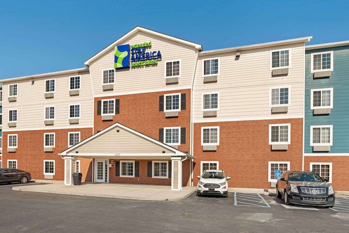 Hotel 4 of 28