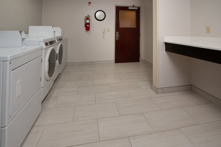 Holiday Inn Express Hotel & Suites Tupelo by IHG