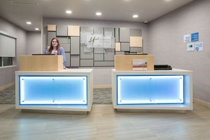 Hotel 4 of 49