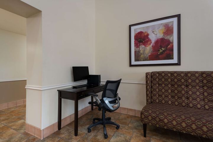 Best Western Salinas Valley Inn & Suites