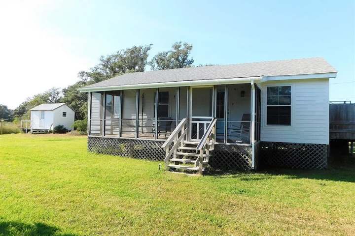 Enochs Hideaway Home