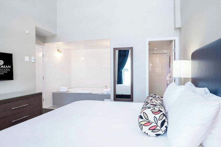 Sandman Signature Prince George Hotel