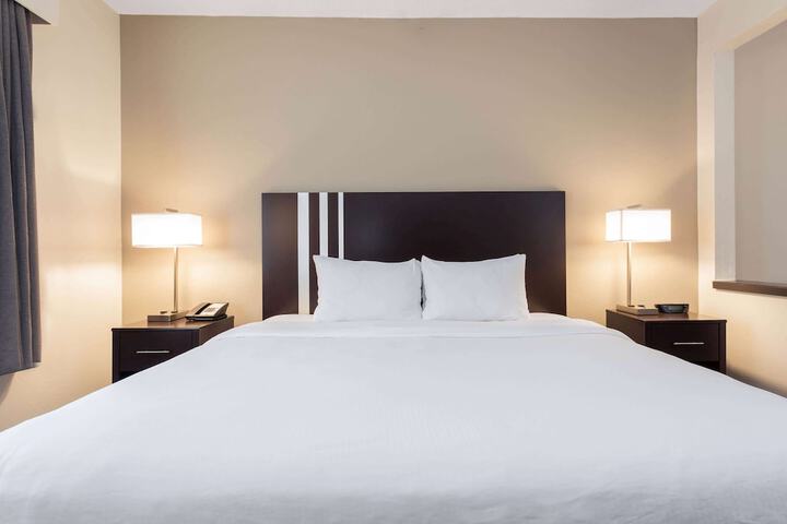 Wingate by Wyndham Gurnee