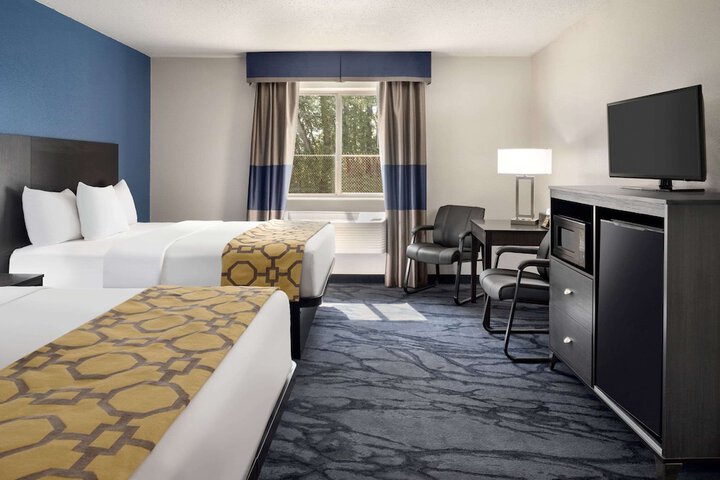Room 15 of 30