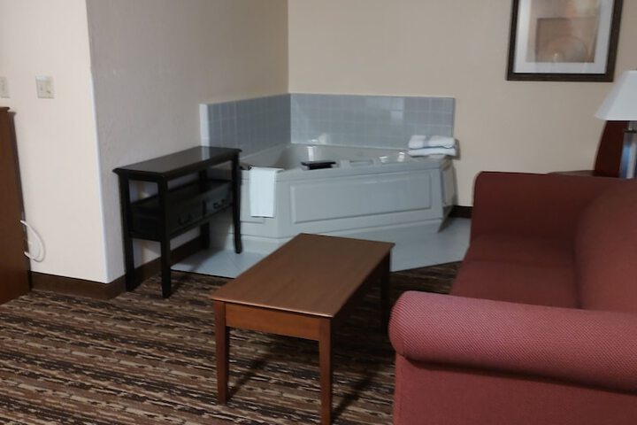 Room 21 of 46