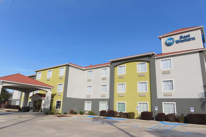 Hotel 4 of 38