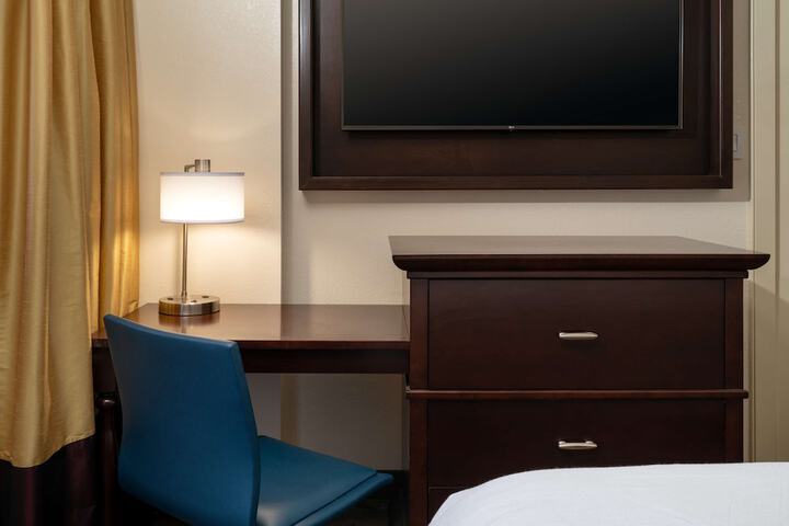 Room 20 of 65