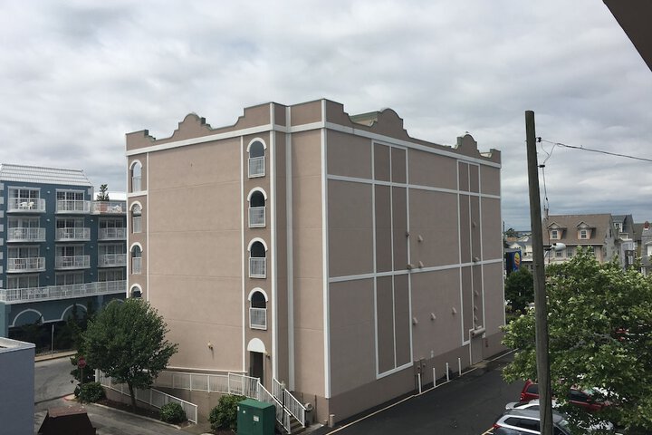 Hotel 7 of 56