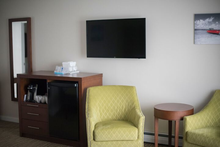 Room 18 of 66