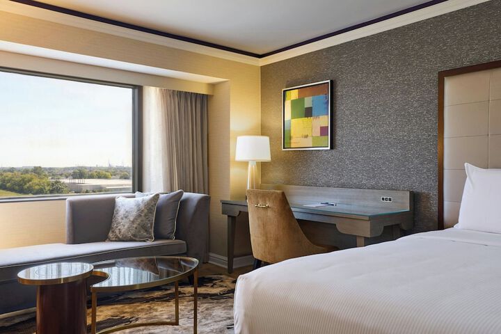 The Henry Hotel Autograph Collection
