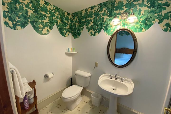 Room 16 of 75