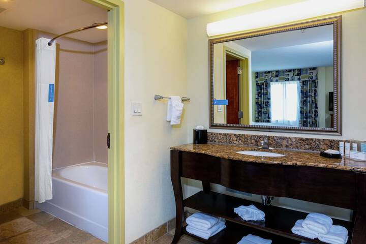 Room 14 of 23