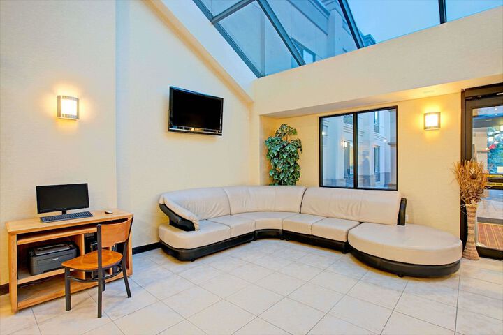 Hotel Interior 5 of 21