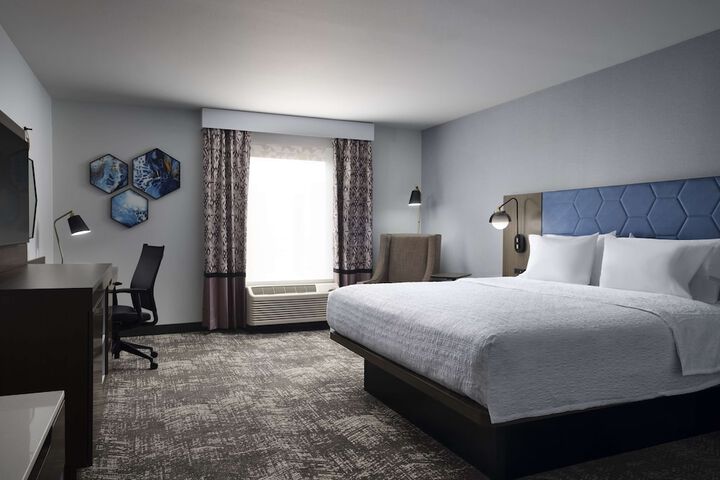 Room 14 of 39
