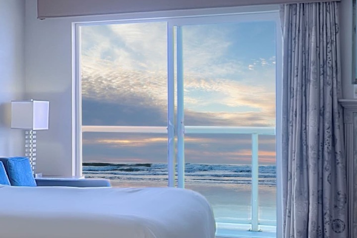 Elizabeth Oceanfront Suites an Ascend Collection Hotel