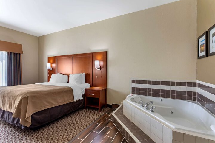 Room 15 of 31