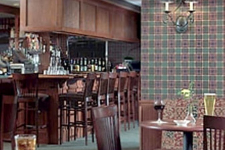 Rogue Regency Inn Medford Airport