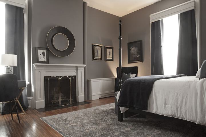 Room 29 of 32
