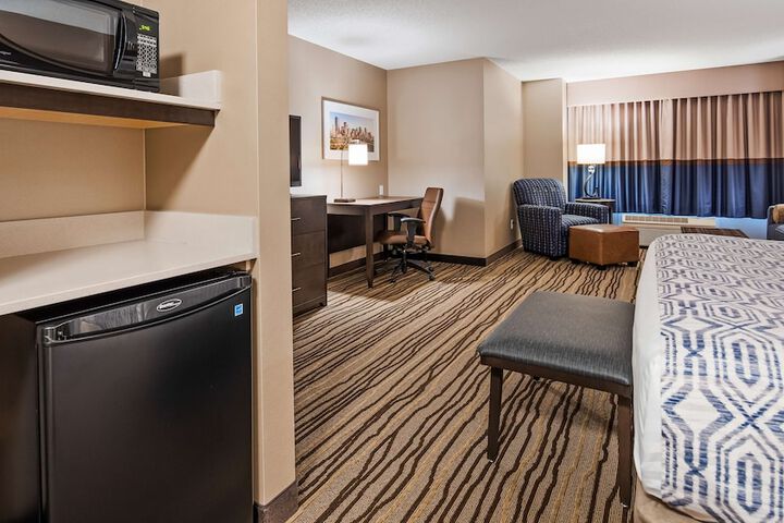Room 5 of 23