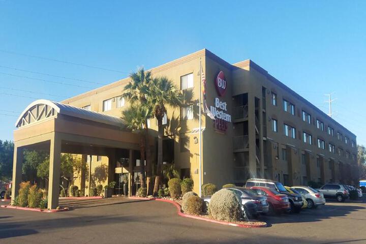 BEST WESTERN PLUS TEMPE BY THE MALL