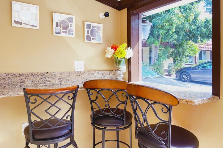 El Patio Inn - Near Universal Studios Hollywood