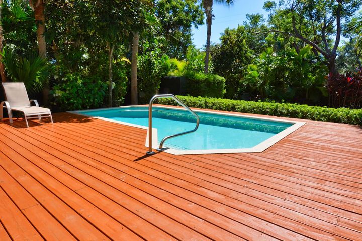 Pool 33 of 417