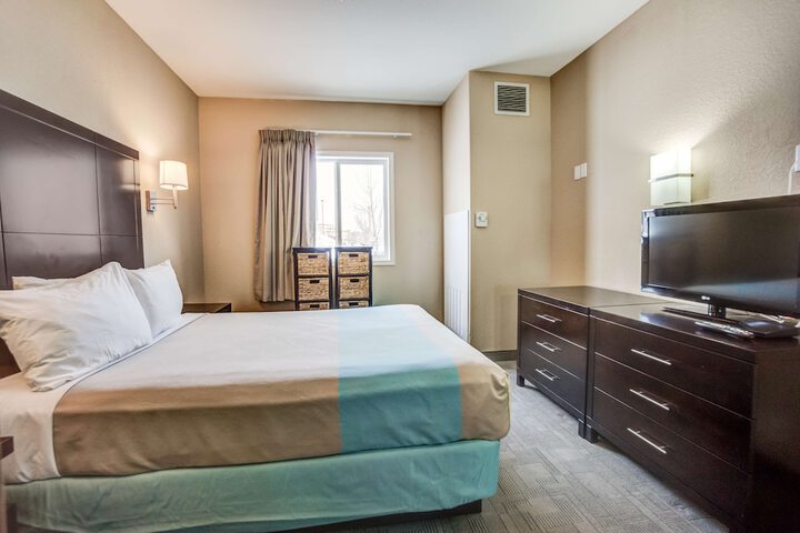 Room 33 of 44