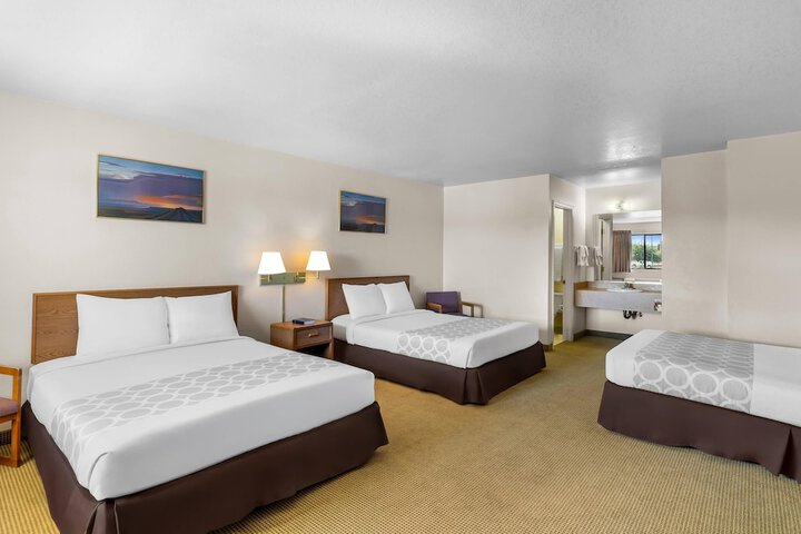 Rodeway Inn Copper Stay Benson AZ I-10 Exit 304