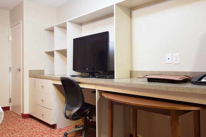 Room 9 of 23