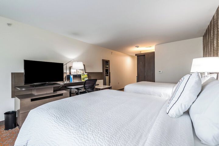 Fairfield Inn & Suites by Marriott St. Joseph Stevensville