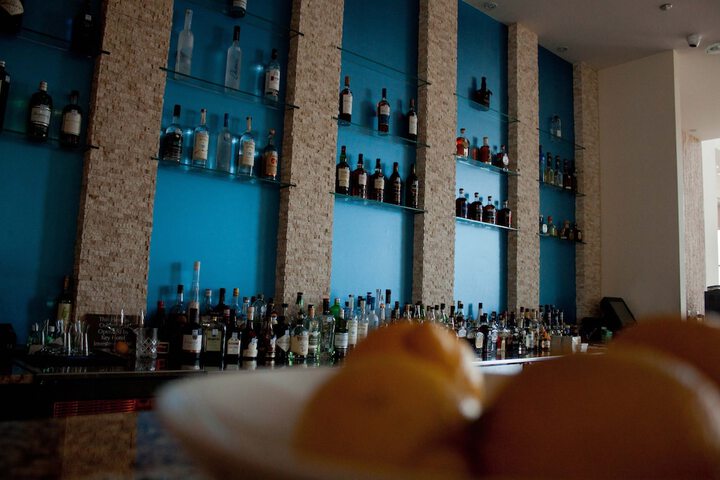 Lounge 80 of 85
