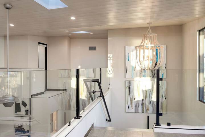 Matador by Avantstay Ocean Front Malibu Pad w / Rooftop Patio