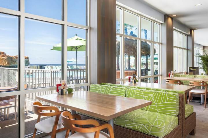 Holiday Inn Resort Fort Walton Beach by IHG