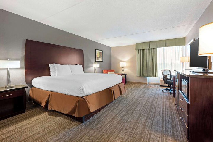 Best Western Ashbury Inn