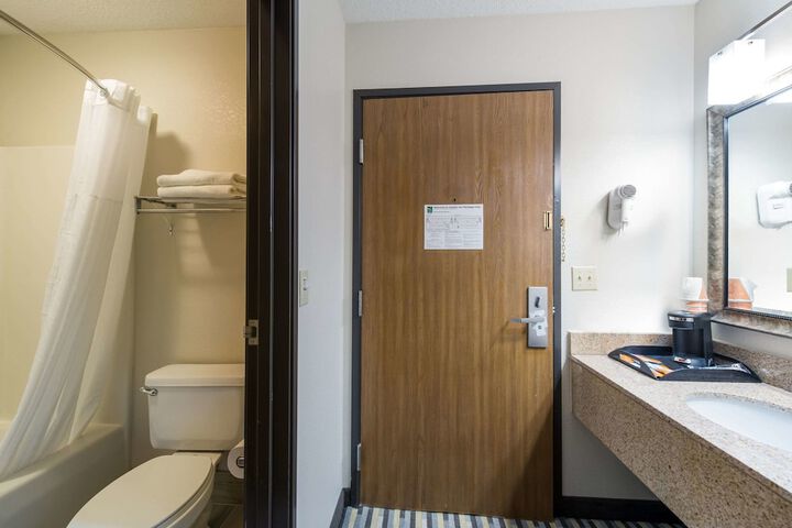 Room 29 of 36