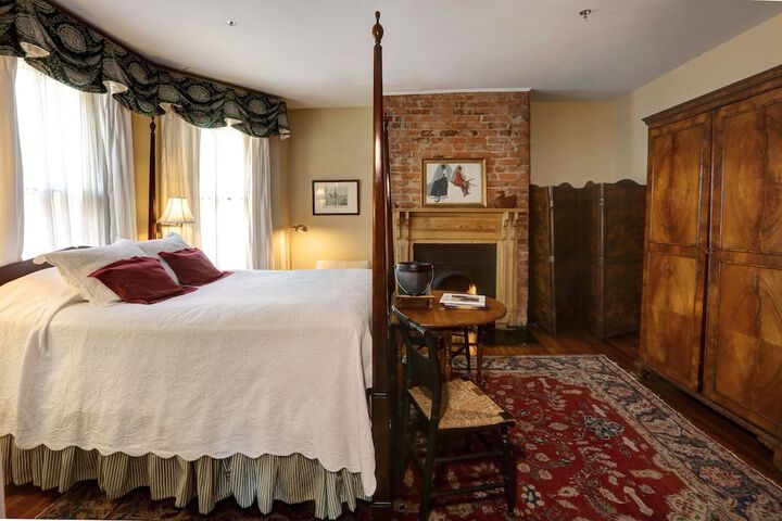 Room 49 of 57