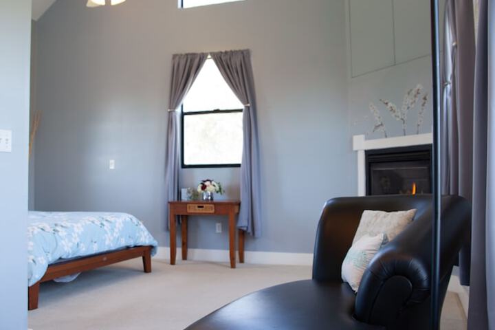 Room 42 of 74