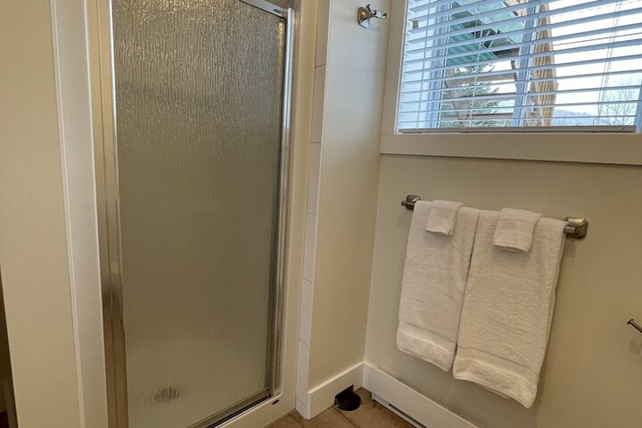 Room 36 of 60