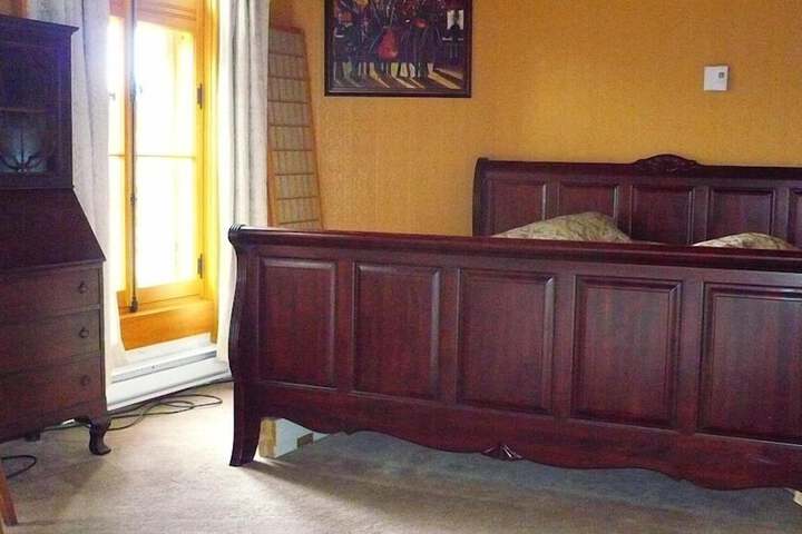 Room 4 of 31