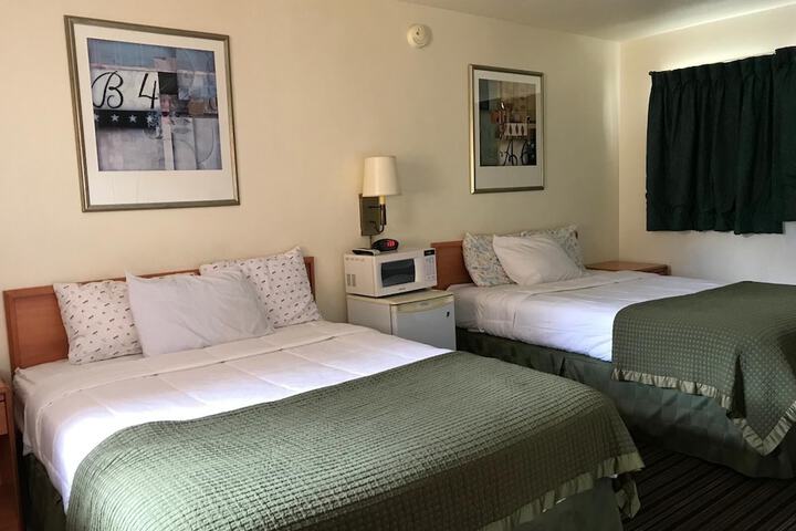 Blue Mountain Hotel