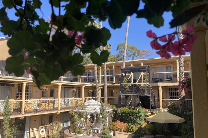 14 West Hotel