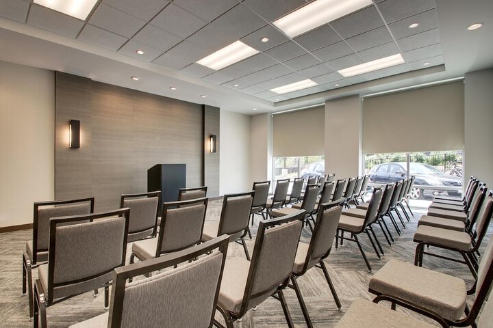 Hyatt Place Milwaukee / Downtown
