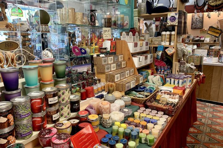 Gift Shop 20 of 29